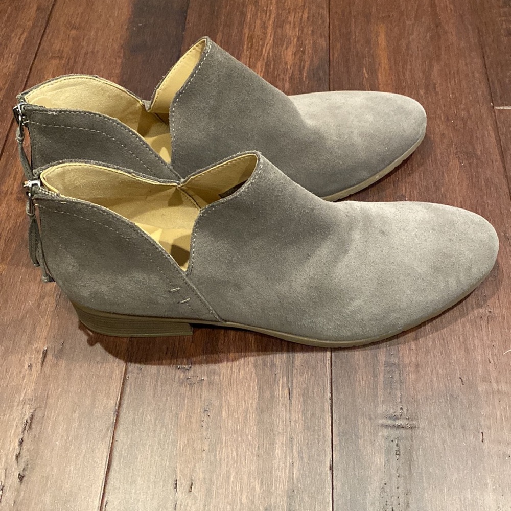 Kenneth Cole booties - Picture 3 of 5